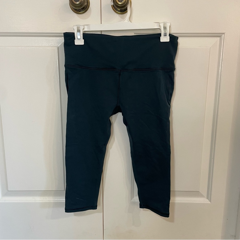 Lululemon Navy Teal Blue Cropped Leggings Size 10